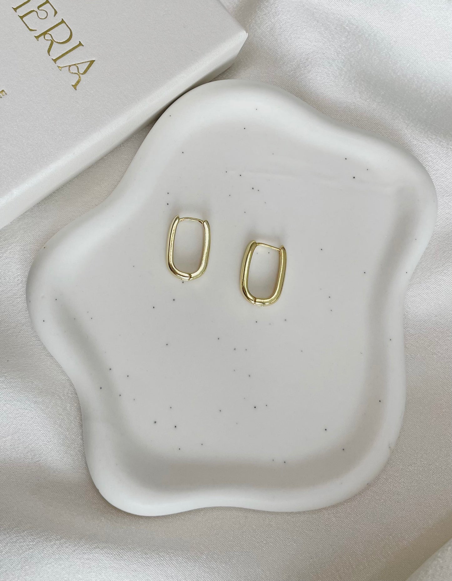 Carrelegance earrings